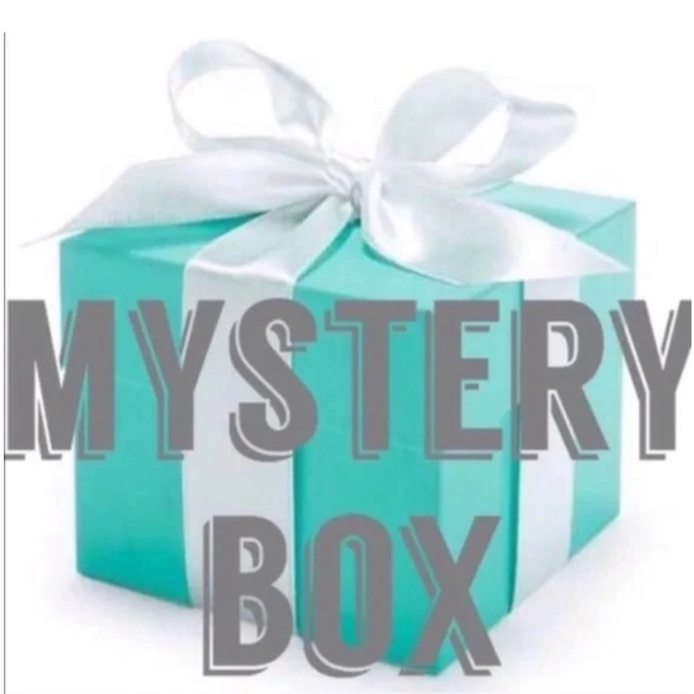 - Mystery Box Size XL